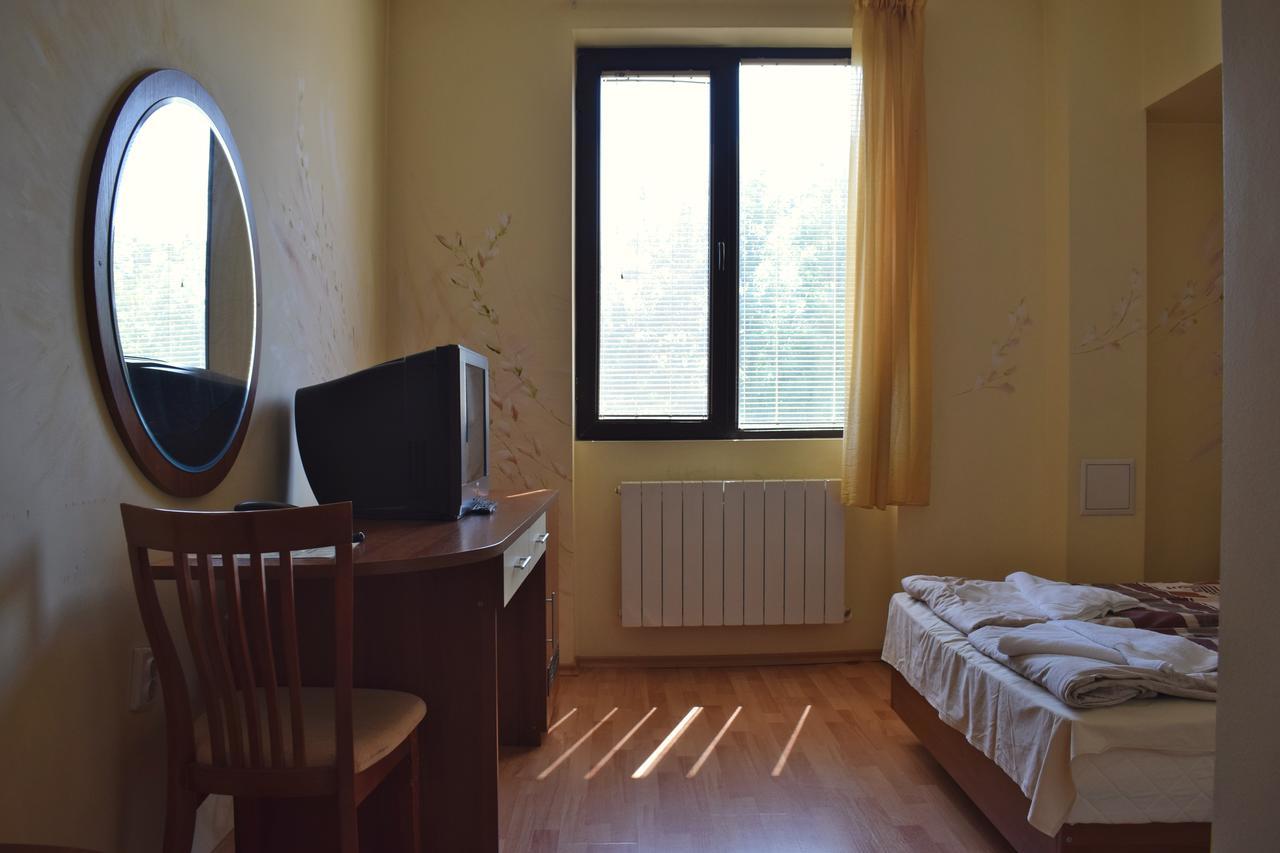 Hotel Jeravna Bankya ภายนอก รูปภาพ