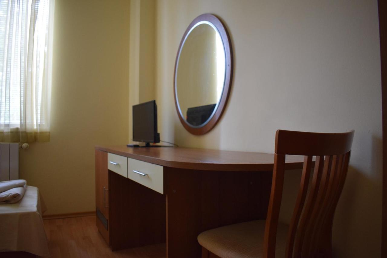 Hotel Jeravna Bankya ภายนอก รูปภาพ
